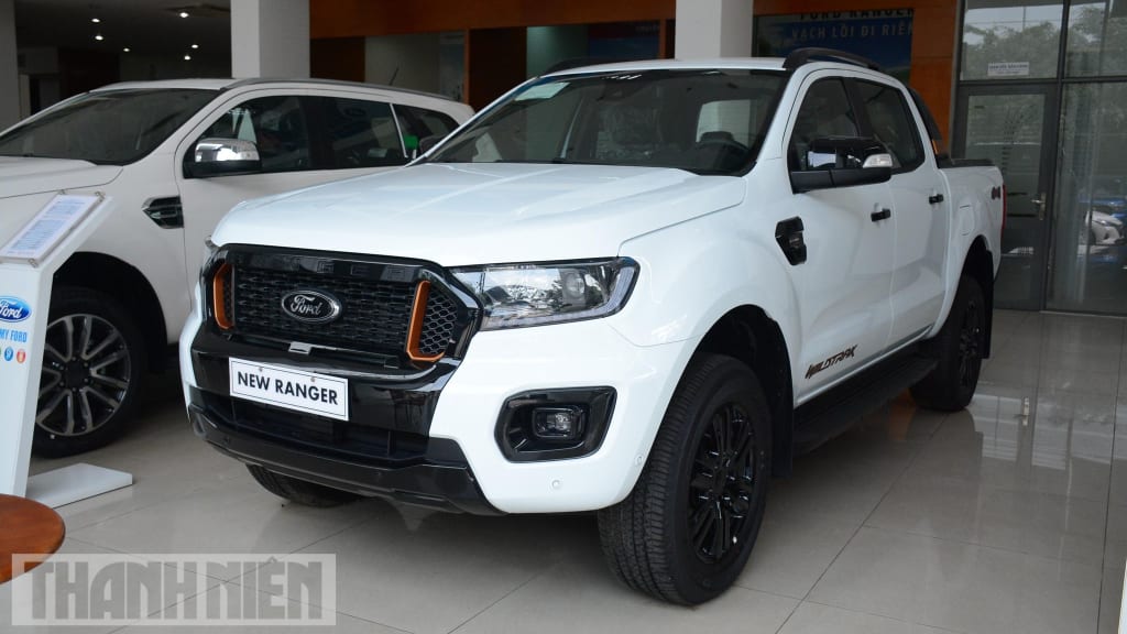 ford-ranger-lap-rap-trong-nuoc-tang-gia-12-trieu-dong-1